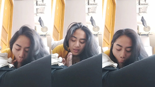 Viral-Dinda-Eksib-Sepong-di-Depan-Kostan